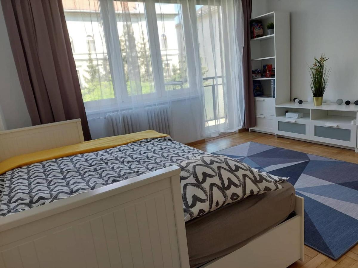 B30 Apartman Budapest Bagian luar foto